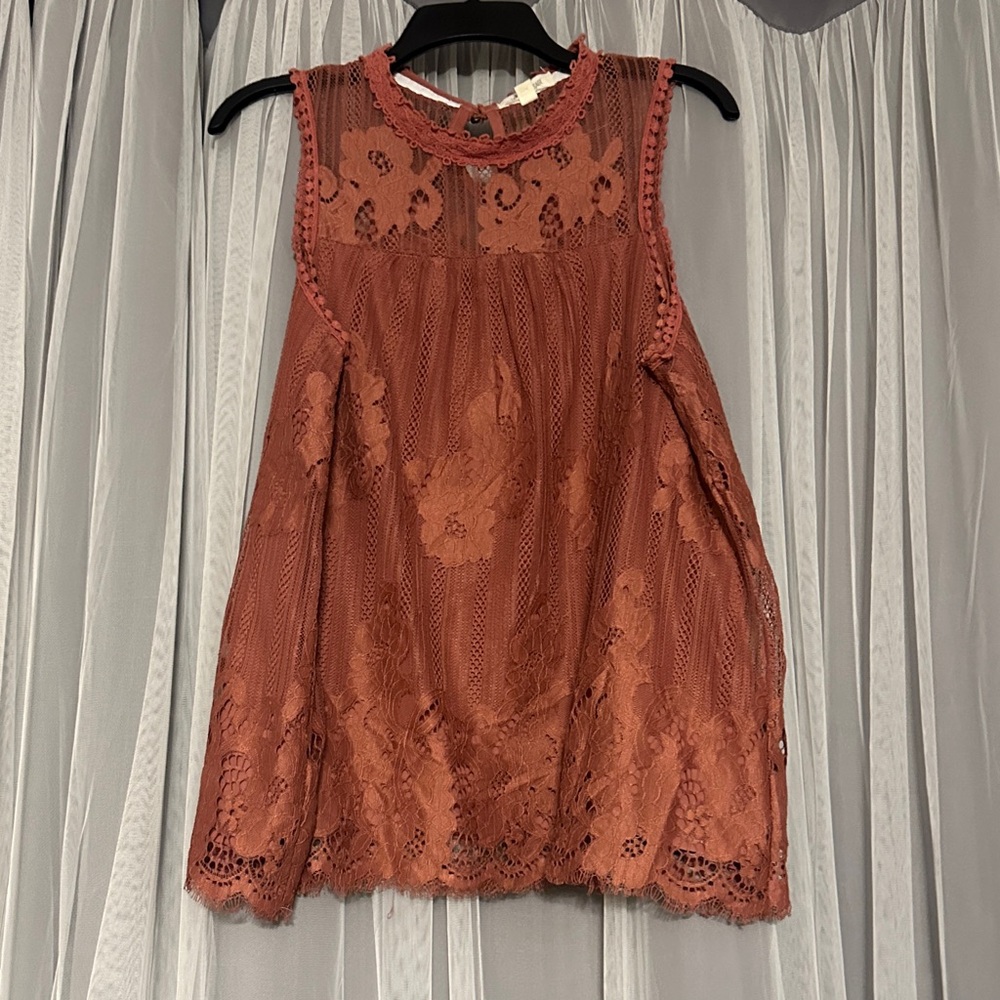 Taylor & Sage Lace Blouse in Warm Brown